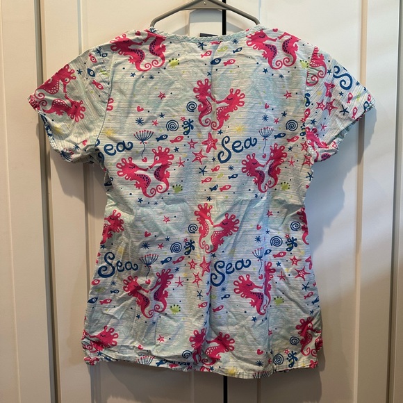 Scrub Top - Picture 3 of 3